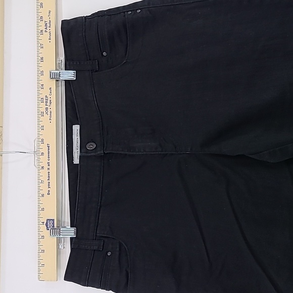 CHICO'S Platinum Denim Black Stretch Crop Jeans - Size 16 - Picture 5 of 13